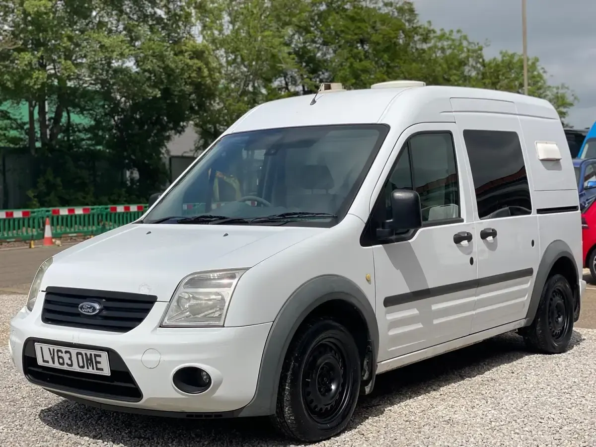 Usado Ford Transit Connect Trend 110 HP (80 kW) 2013 Branco Monovolume