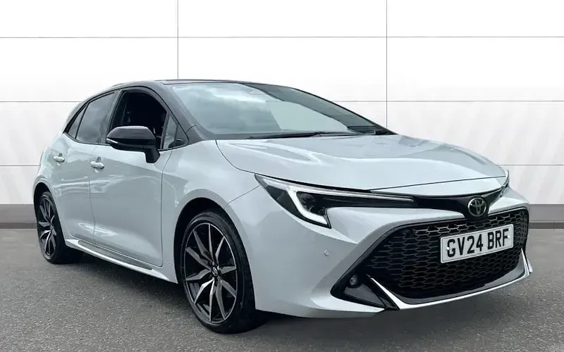 Second-hand Toyota Corolla Sport 140 CP (102 kW) 2026 Hatchback