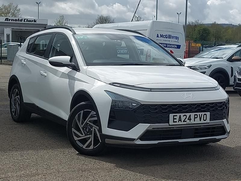 Used Hyundai Bayon Advanced 100 HP (73 kW) 2024 White SUV