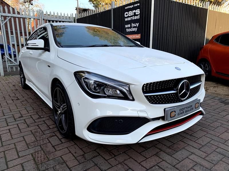 Used Mercedes CLA250 Shooting Brake AMG 218 HP (160 kW) 2017 White Estate