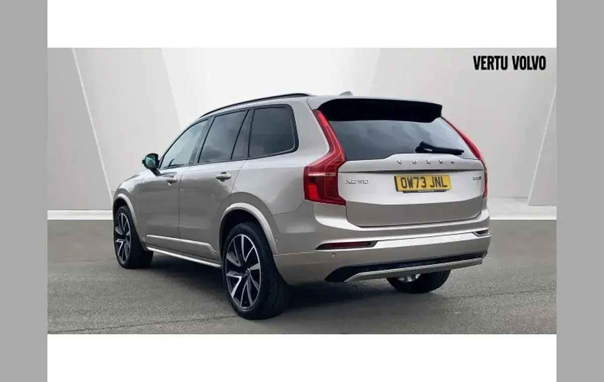 Used Volvo XC90 Plus 235 HP (172 kW) 2023 Other SUV