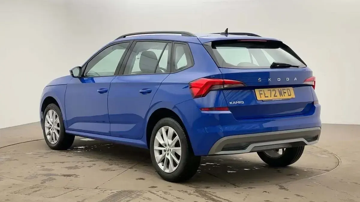 Used Skoda 110 R SE 81 HP (59 kW) 2022 Energy blue Estate
