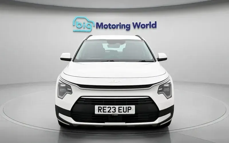 Used Kia Niro 141 HP (103 kW) 2023 White SUV