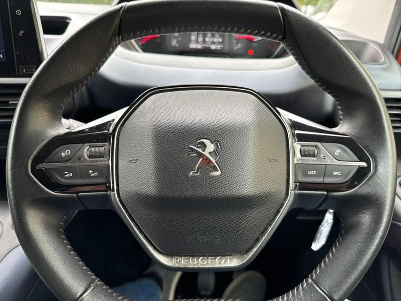 Second-hand Peugeot Rifter Allure 2019 Maro Monovolum