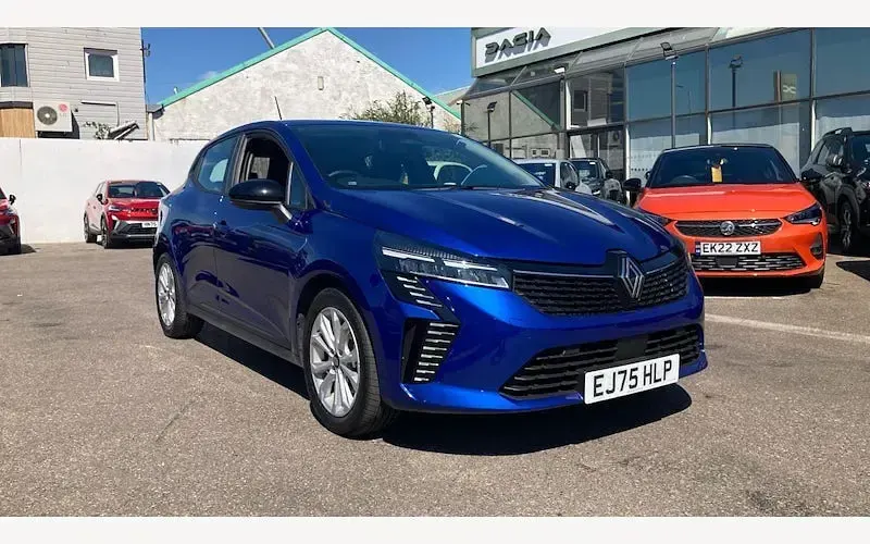 Used Renault Clio Evolution 143 HP (105 kW) 2025 Hatchback