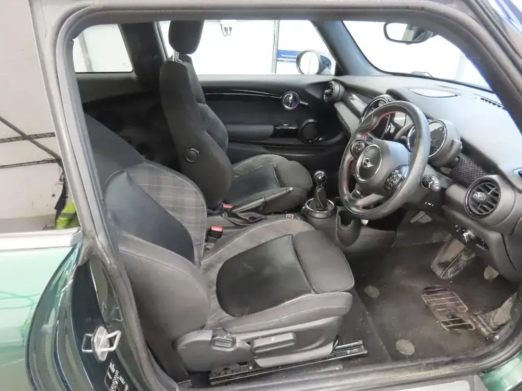Used Mini Cooper S Hatch 192 HP (141 kW) 2016 Green Hatchback