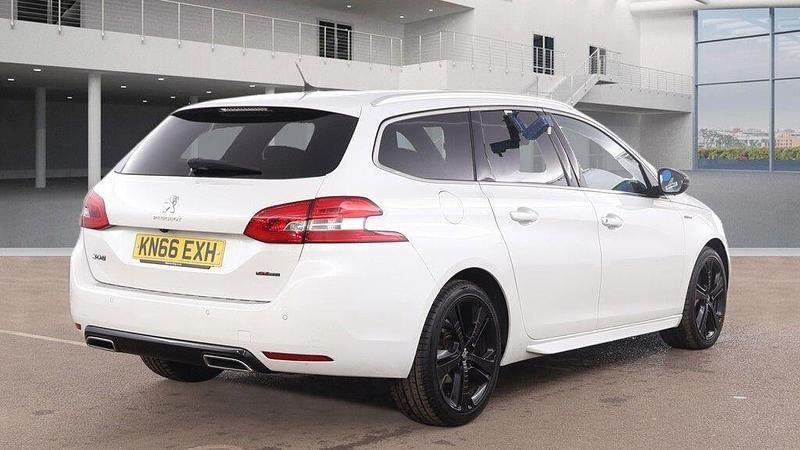 Used Peugeot 308 GT-line 2016 White Estate