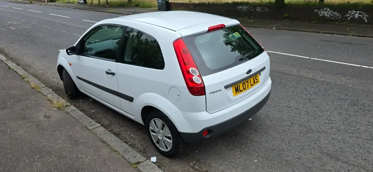 Used Ford Fiesta Studio 2007 White Hatchback
