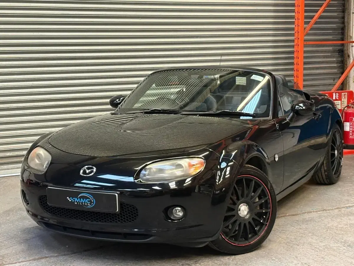 Used Mazda MX5 Inclusive 160 HP (117 kW) 2007 Black Cabriolet
