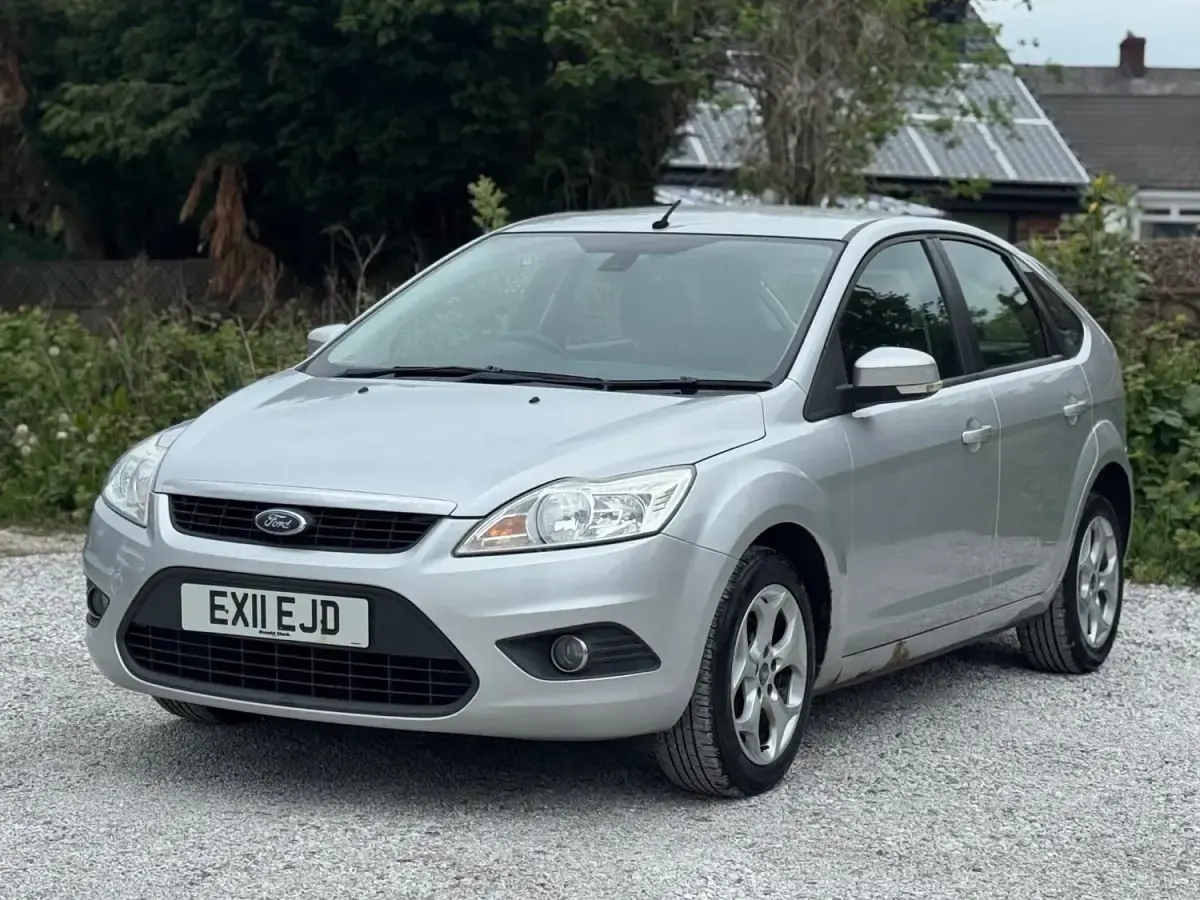 Usado Ford Focus Sport 2011 Prateado Citadino