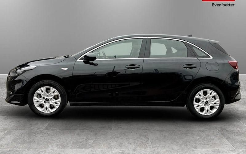 Used Kia Ceed 140 HP (102 kW) 2024 Hatchback