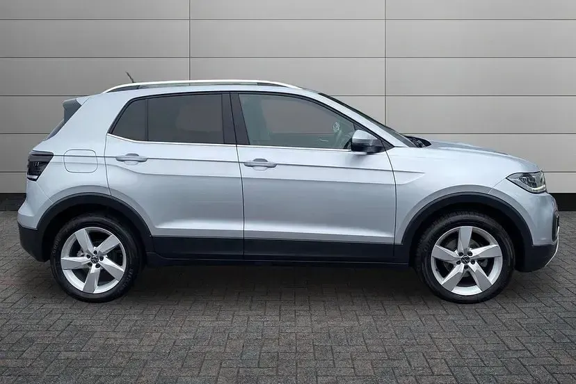 Used VW T-Cross SEL 110 HP (80 kW) 2023 Silver SUV
