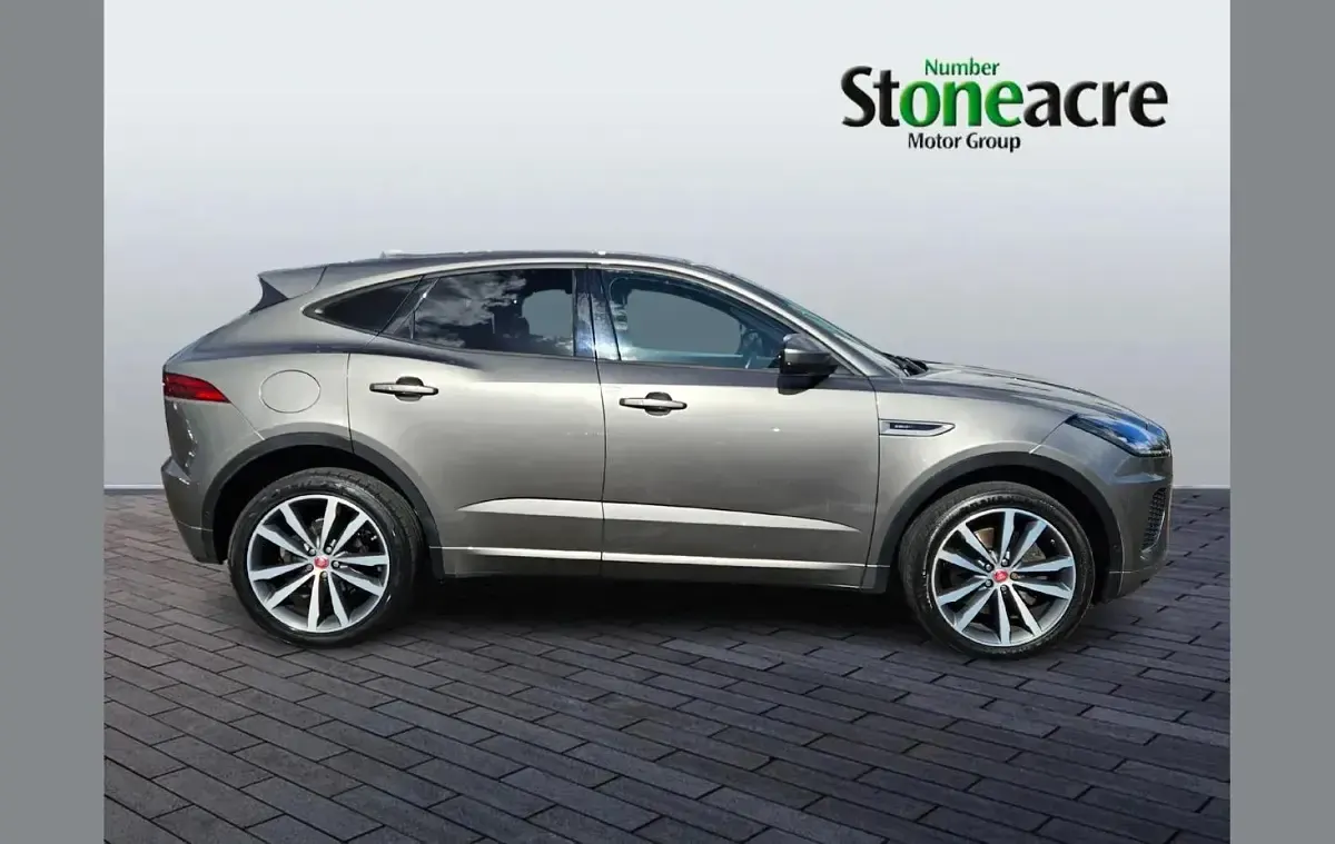 Used Jaguar E-Pace R-Dynamic 240 HP (176 kW) 2018 Silver SUV