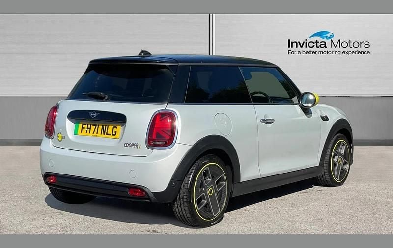 Used Mini Cooper S Hatch 135 kW (184 HP) 2021 Silver Hatchback