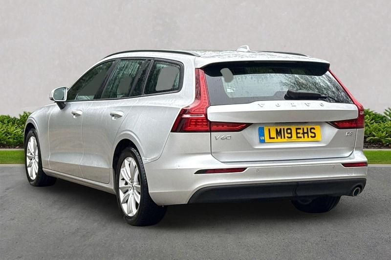 Used Volvo V60 Momentum 2019 Silver Estate