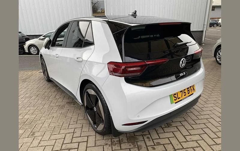 Used VW ID.3 Pro 150 kW (204 HP) 2025 White Hatchback