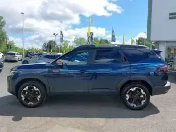 New Dacia Bigster Extreme 155 HP (114 kW) 2026 Two tone metallic  indigo blue with black roof,sp SUV