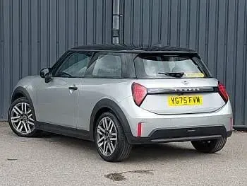 Used Mini Cooper Classic 114 kW (156 HP) 2025 Silver Hatchback