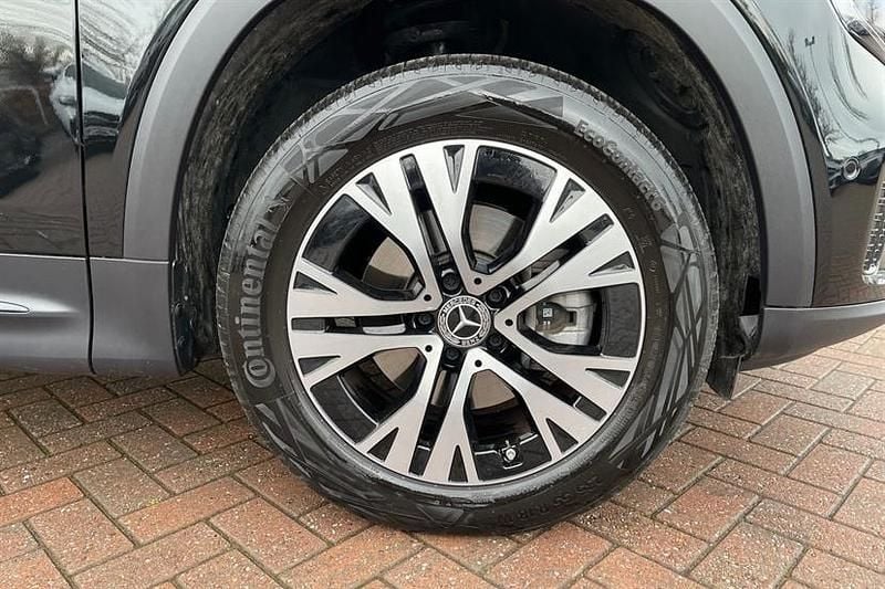 Used Mercedes GLB200 Executive 163 HP (119 kW) 2025 Cosmos black SUV