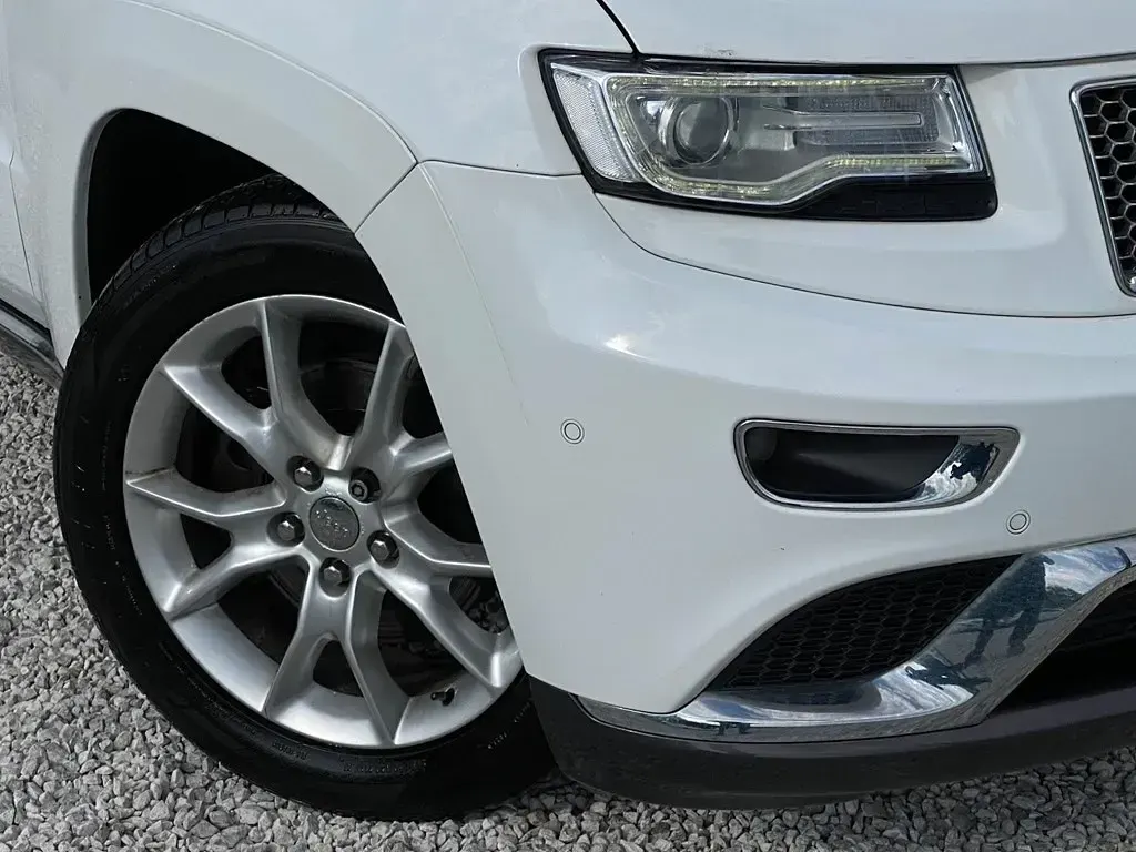 Used Jeep Grand Cherokee Summit 247 HP (181 kW) 2015 White SUV