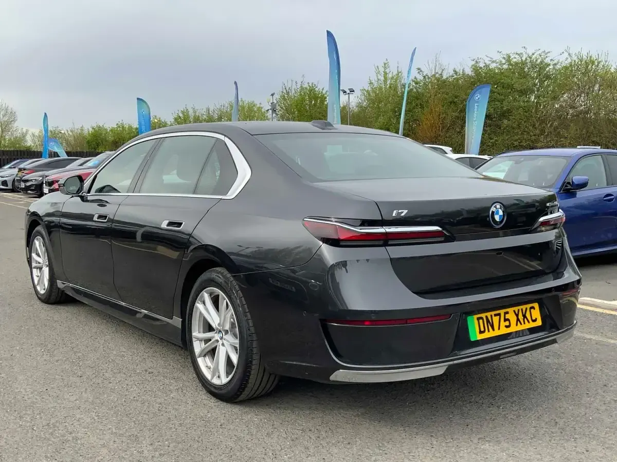 Used BMW i7 Comfort Edition 334 kW (455 HP) 2025 Grey Sedan