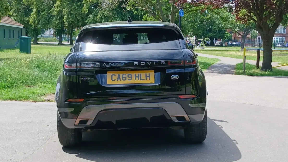 Used Land Rover Range Rover evoque R-Dynamic 180 HP (132 kW) 2020 Black SUV