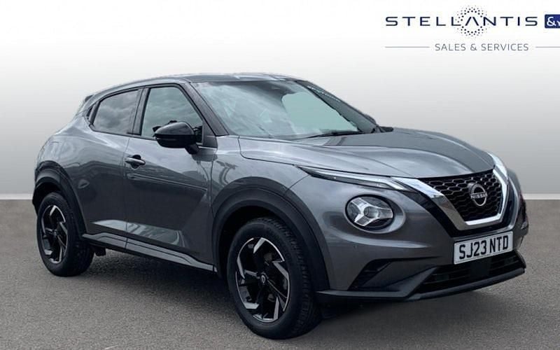 Used Nissan Juke N-Connecta 114 HP (83 kW) 2023 Grey SUV