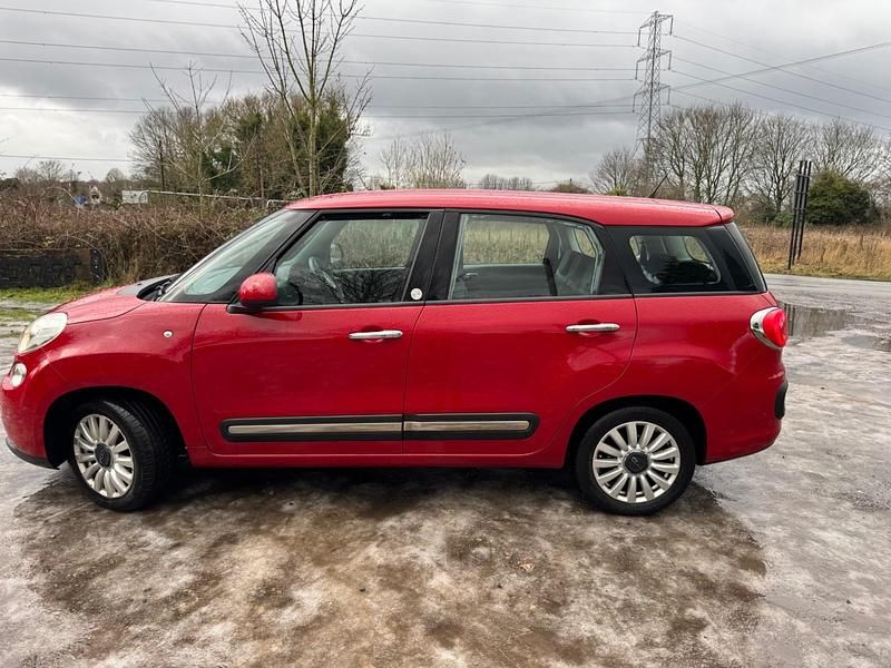 Used Fiat 500L Pop Star 85 HP (62 kW) 2014 Red MPV