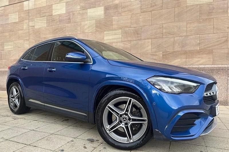 Used 2023 Mercedes GLA200 Executive SUV | £28,745 (Fair price) - Image 1/2