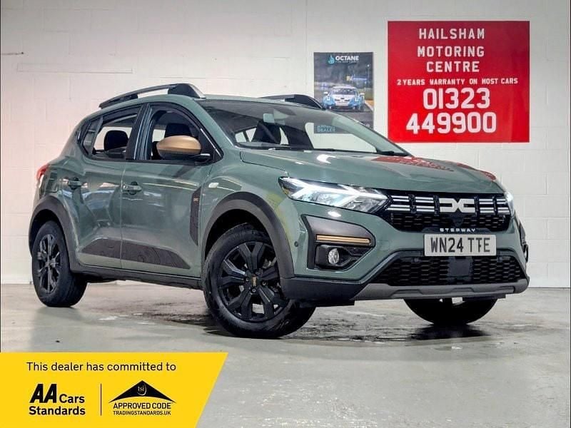 Green Used 2024 Dacia Sandero Extreme Hatchback | £13,555 (A bit pricey) - Image 1/4