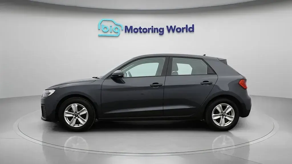 Second-hand Audi A1 Sportback 110 CP (80 kW) 2023 Gri Hatchback