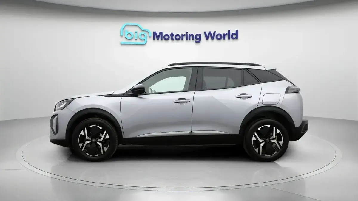 Used Peugeot 2008 Allure 131 HP (96 kW) 2024 Grey SUV