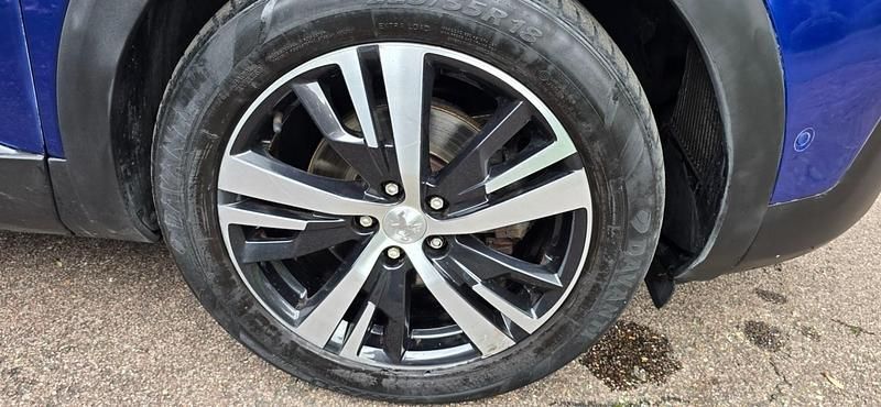 Used Peugeot 3008 GT-line 2018 Blue Hatchback