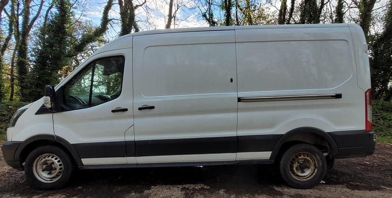 Used Ford Transit 130 HP (95 kW) 2018 White Van