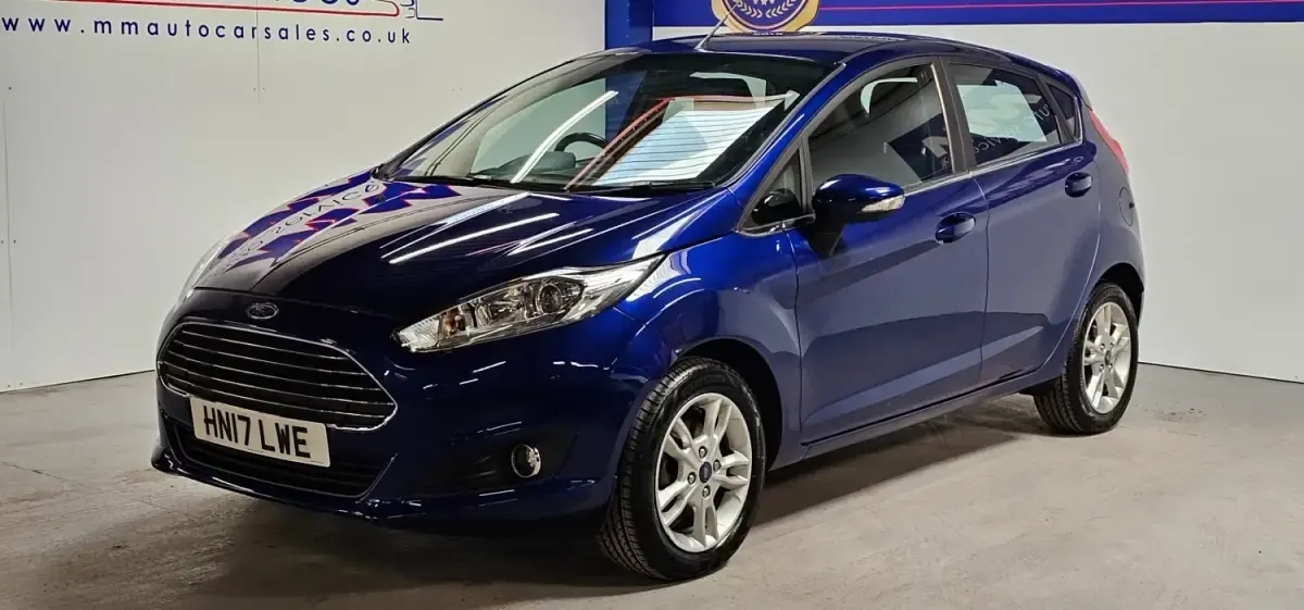 Usado Ford Fiesta Zetec 2017 Azul Utilitario