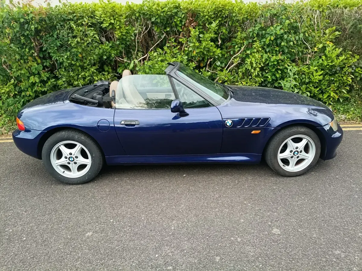 Used BMW Z3 140 HP (102 kW) 1997 Blue Cabriolet