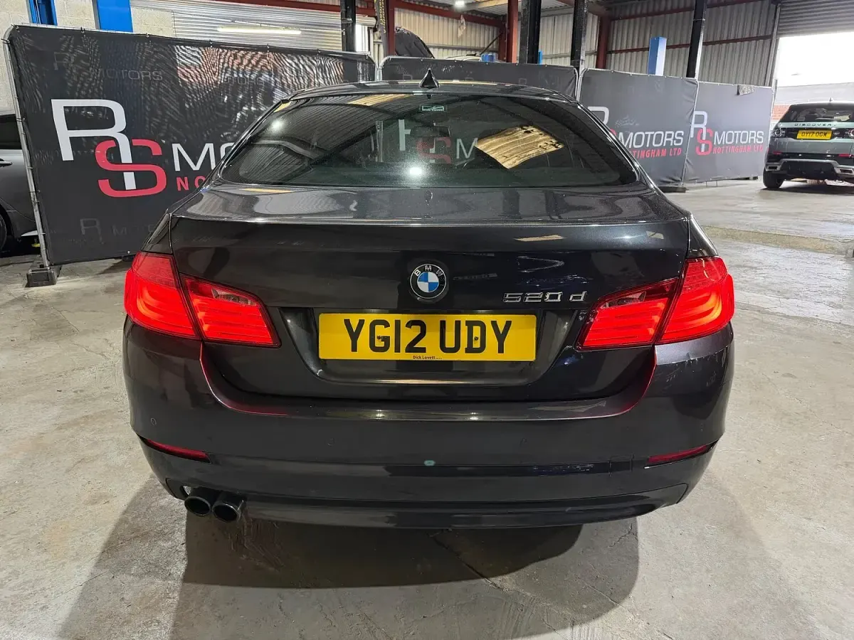 Used BMW 520 Efficient Dynamics 184 HP (135 kW) 2012 Grey Sedan