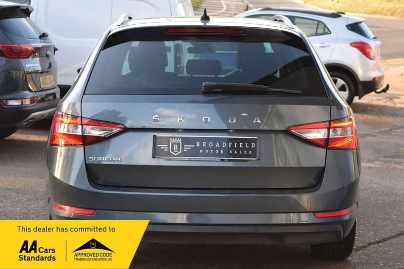 Used Skoda Superb SE Technology 120 HP (88 kW) 2019 Grey Estate