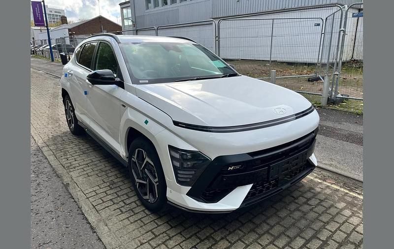 White New 2025 Hyundai Kona N Line SUV | £27,499 (Good price) - Image 1/4