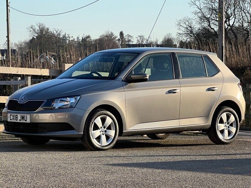 Beige Used 2018 Skoda Fabia SE Hatchback | £8,495 (Fair price) - Image 1/4