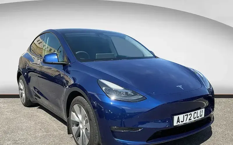 Used Tesla Model Y Long Range AWD 286 kW (389 HP) 2025 SUV