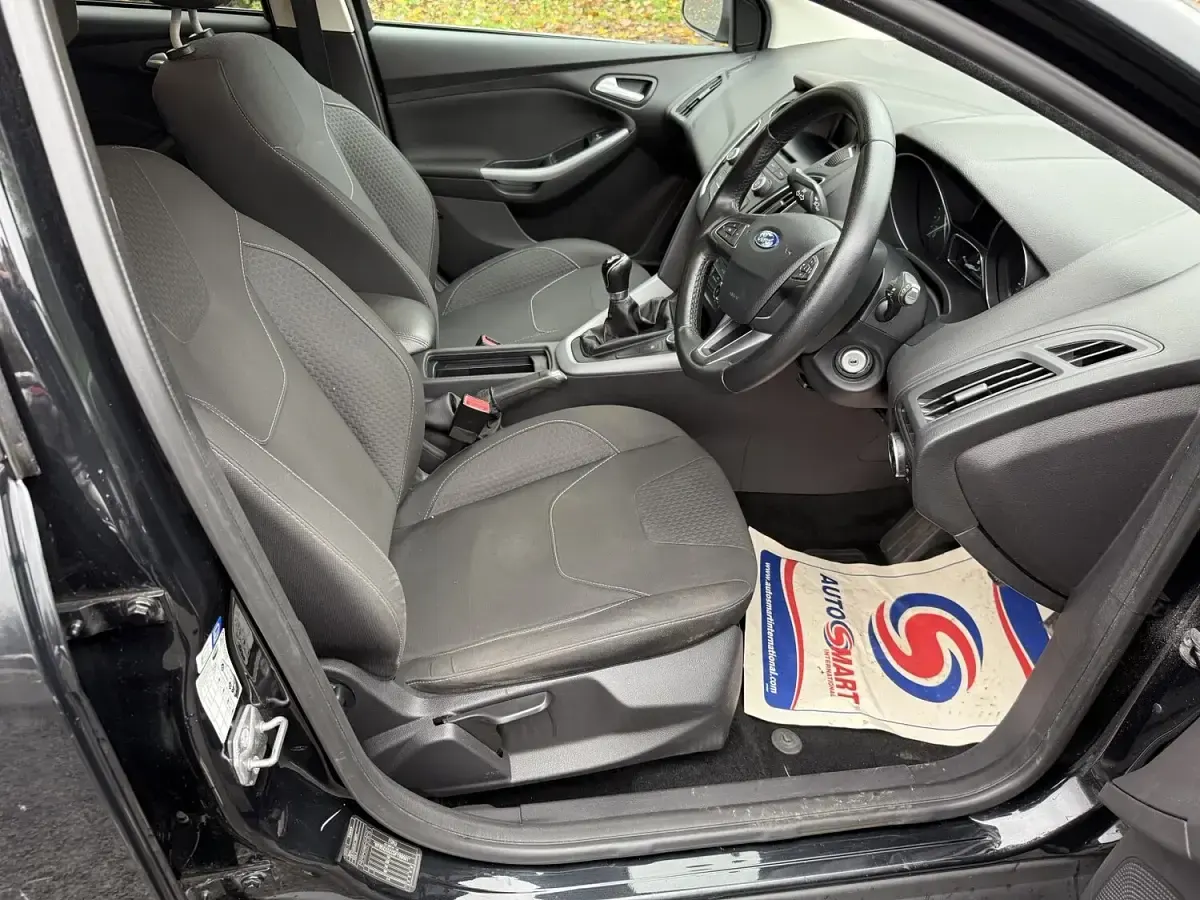 Used Ford Focus Zetec 2015 Black Hatchback