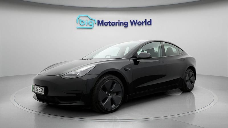Used Tesla Model 3 Standard Range Plus 222 kW (302 HP) 2021 Black Sedan