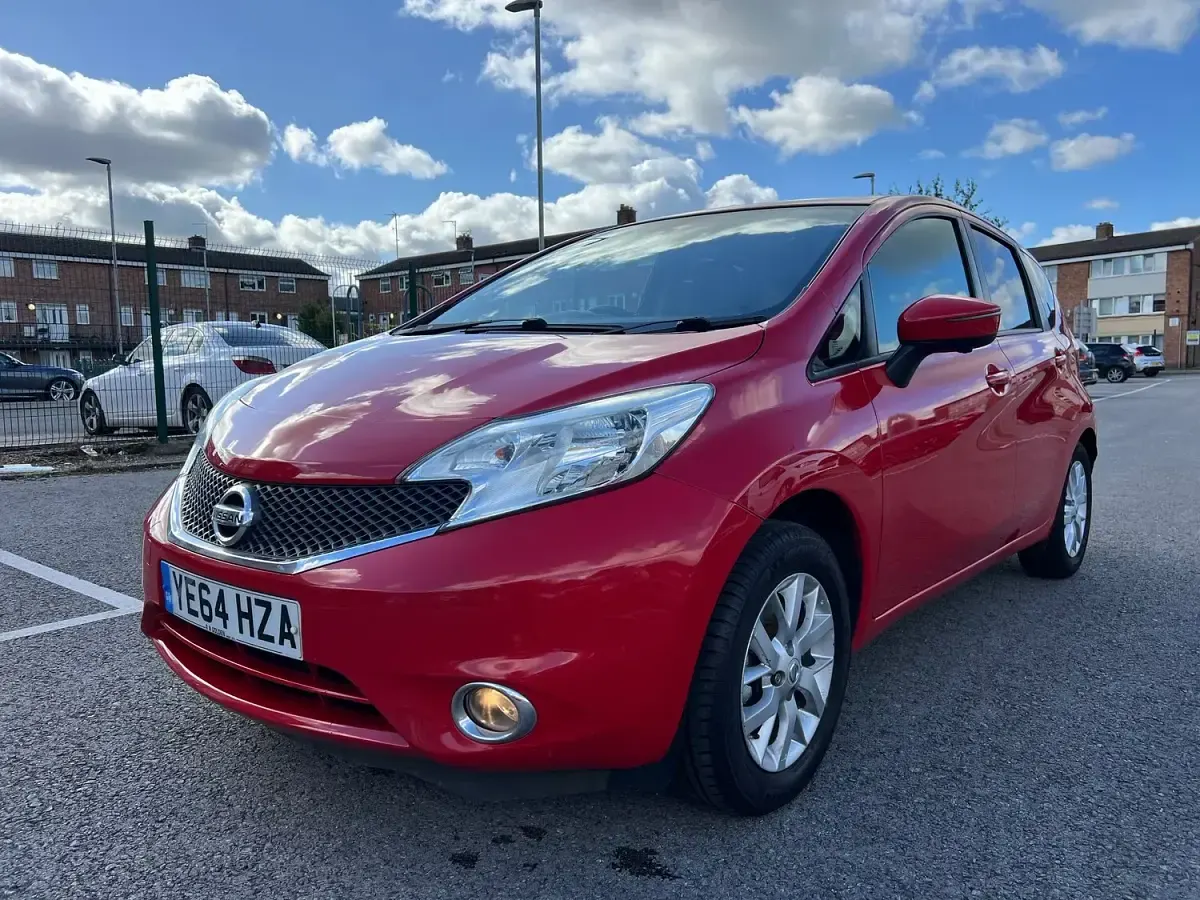 Used Nissan Note Acenta Premium 80 HP (58 kW) 2014 Red Hatchback