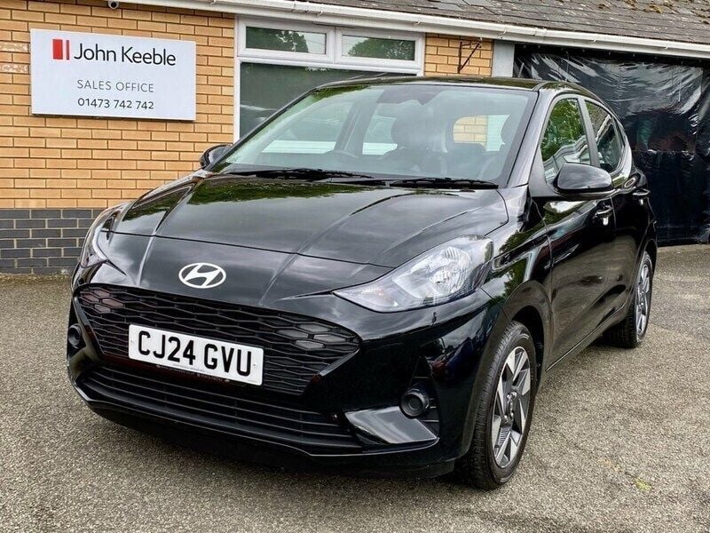 Black Used 2024 Hyundai i10 Advanced Hatchback | £12,999 (Fair price) - Image 1/4