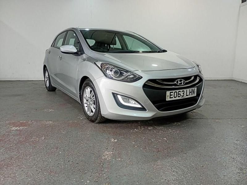 Silver Used 2013 Hyundai i30 Active Hatchback | £4,195 (Fair price) - Image 1/4
