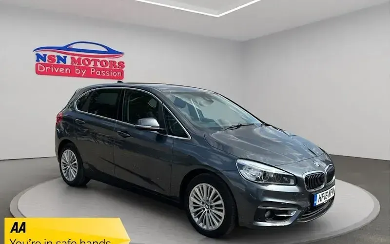Used BMW 225 Active Tourer Luxury Line 224 HP (164 kW) 2017 MPV
