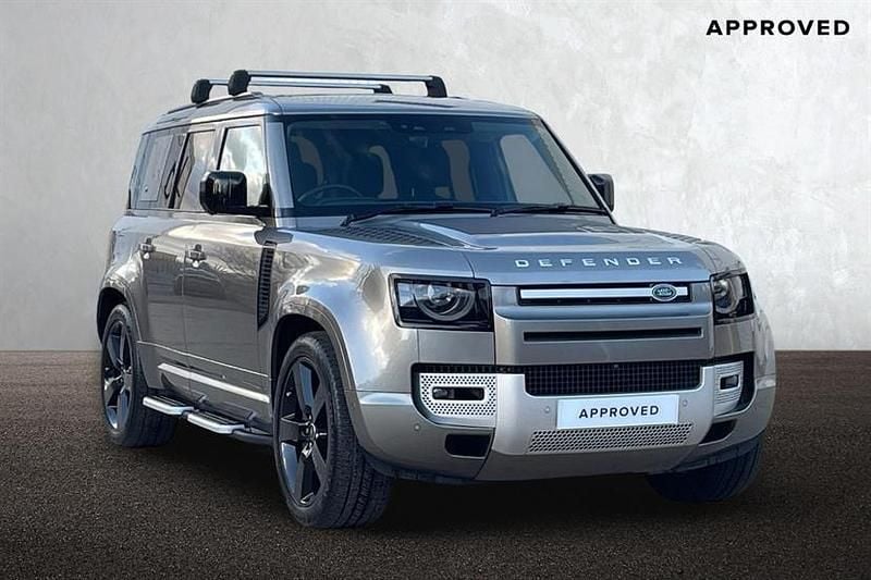 Used Land Rover Defender 400 HP (294 kW) 2024 Silicon silver Estate