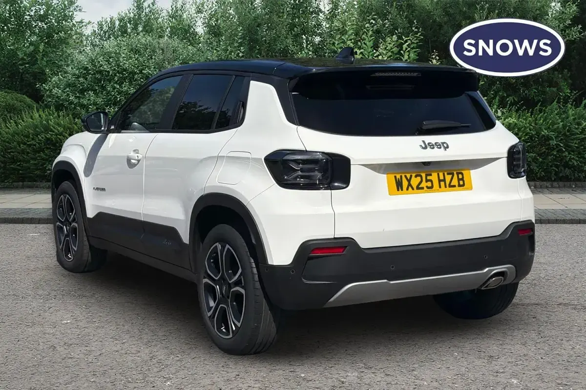 Used Jeep Avenger Summit 100 HP (73 kW) 2025 White SUV