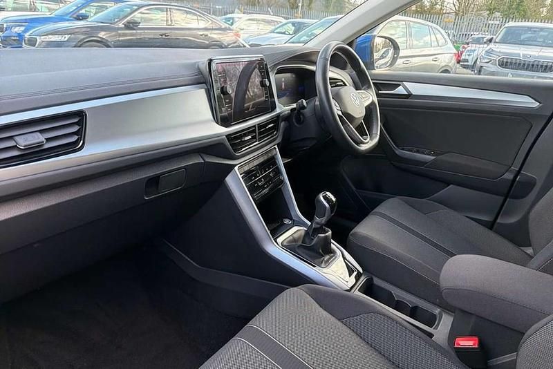 Used VW T-Roc Match 110 HP (80 kW) 2024 Blue SUV